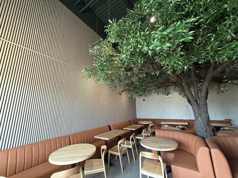 More Photos Of 2130-2136 Kains Rd, London Storefront For Lease