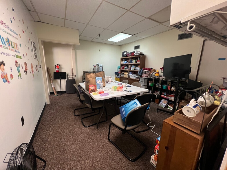 More Photos Of 451 Market St, Elmira Apartments For Sale