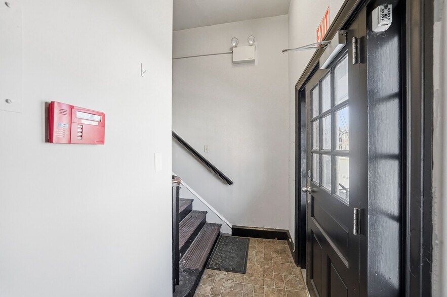 More Photos Of 2 S Main St, Woodstown Storefront Retail Residential For Sale