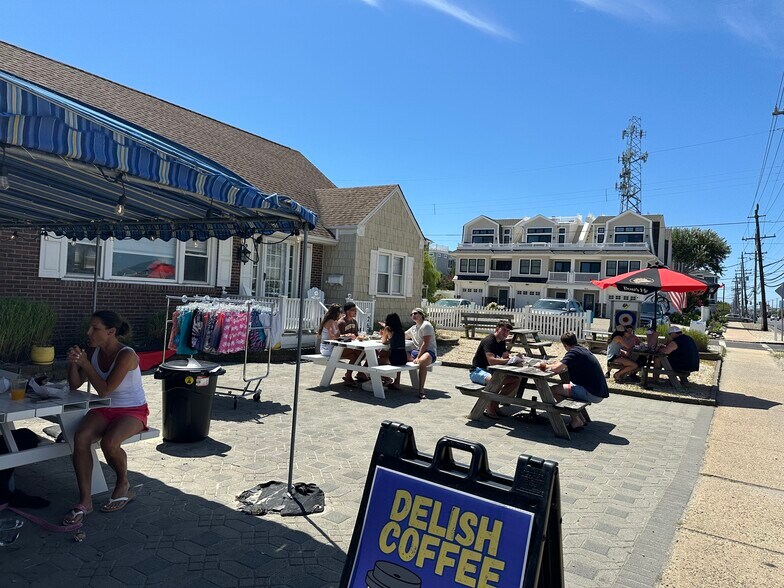 More Photos Of 2609 Long Beach Blvd, Long Beach Township Storefront Retail Residential For Sale