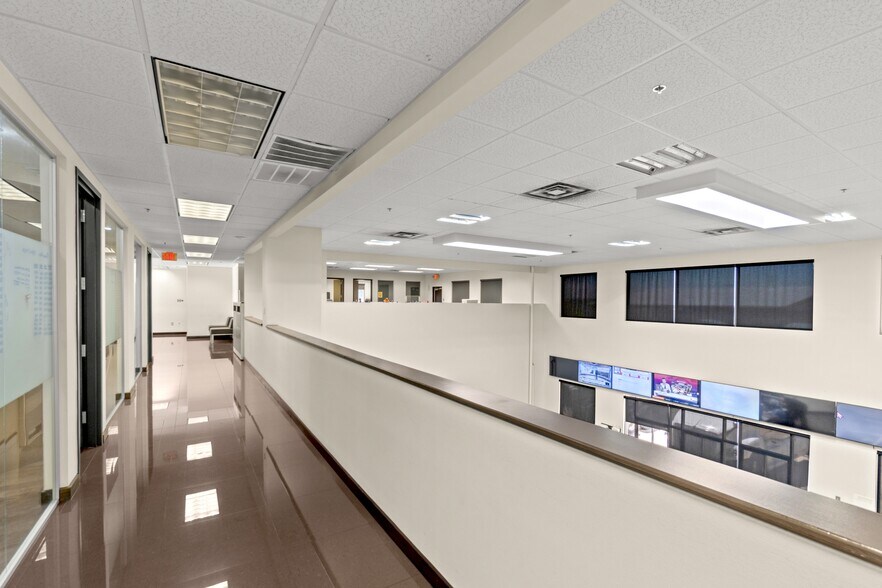 More Photos Of 12125 Jef dr, Laredo Industrial For Lease