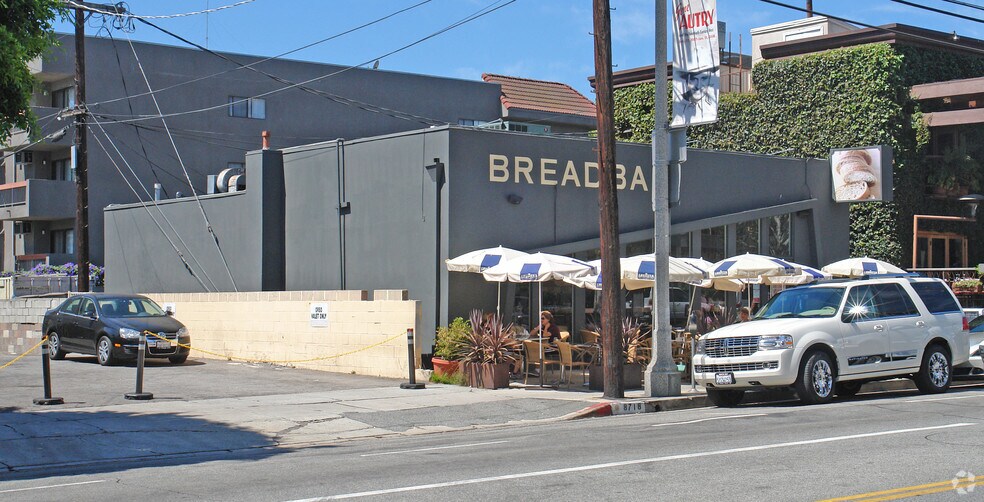More Photos Of 8718 W 3rd St, Los Angeles Restaurant For Lease
