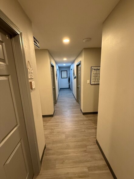 More Photos Of 4749 Odom Rd, Beaumont Office For Sale