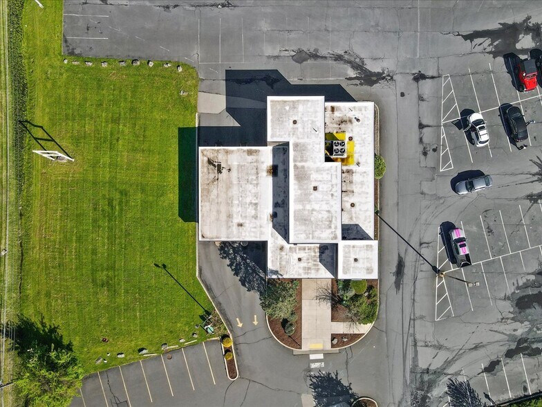 More Photos Of 209 Skyline Dr, East Stroudsburg Freestanding For Lease