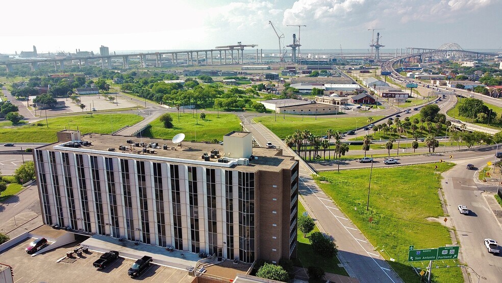 More Photos Of 710-724 Buffalo St, Corpus Christi Office For Lease