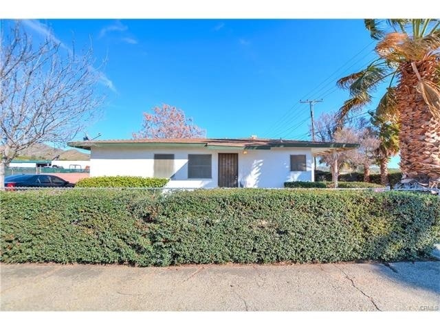 More Photos Of 8551 Mission Blvd, Jurupa Valley Warehouse For Lease