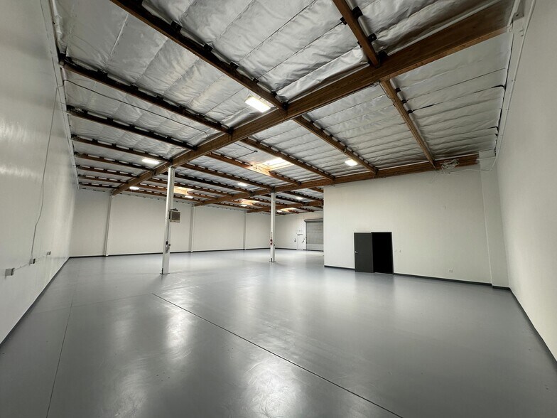 More Photos Of 4040 N Palm St, Fullerton Warehouse For Lease