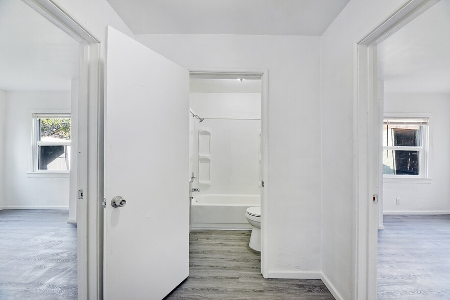 More Photos Of 1808 Spring St, Medford Apartments For Sale