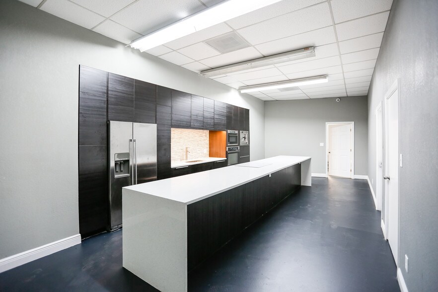 More Photos Of 4907 N Florida Ave, Tampa Coworking Space
