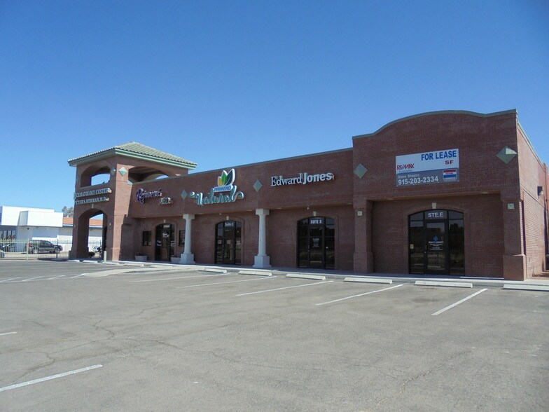 More Photos Of 10960 Montwood, El Paso Medical For Lease