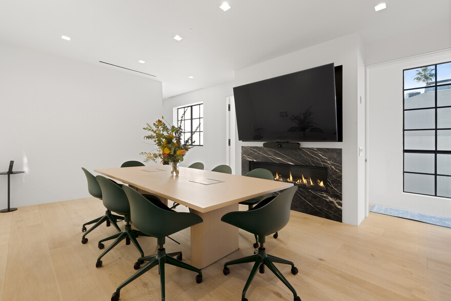 More Photos Of 1346 Abbot Kinney Blvd, Venice Office For Sale