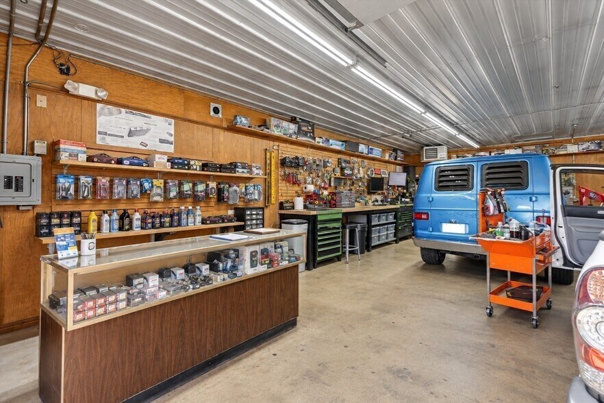 More Photos Of 57 Elm St, Salisbury Industrial For Sale