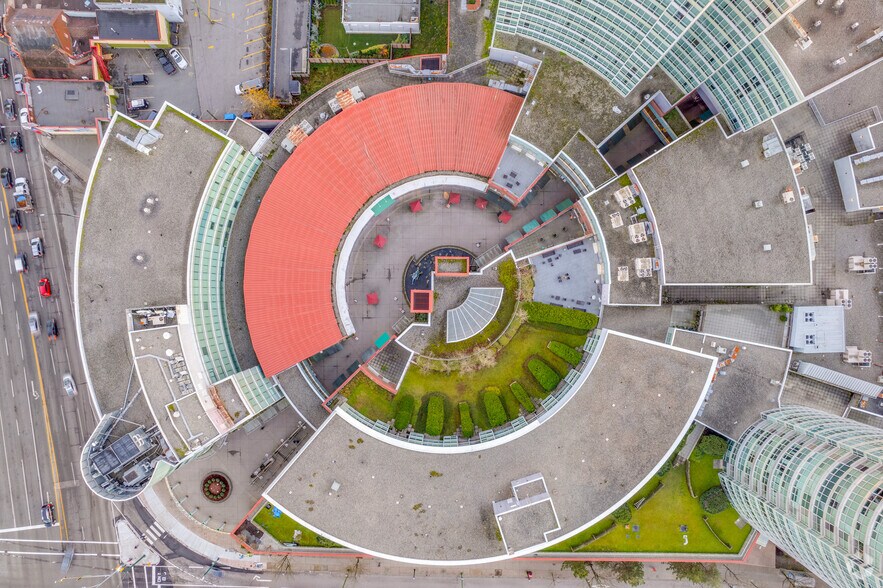 More Photos Of 4500 Kingsway, Burnaby Storefront Retail Office For Lease