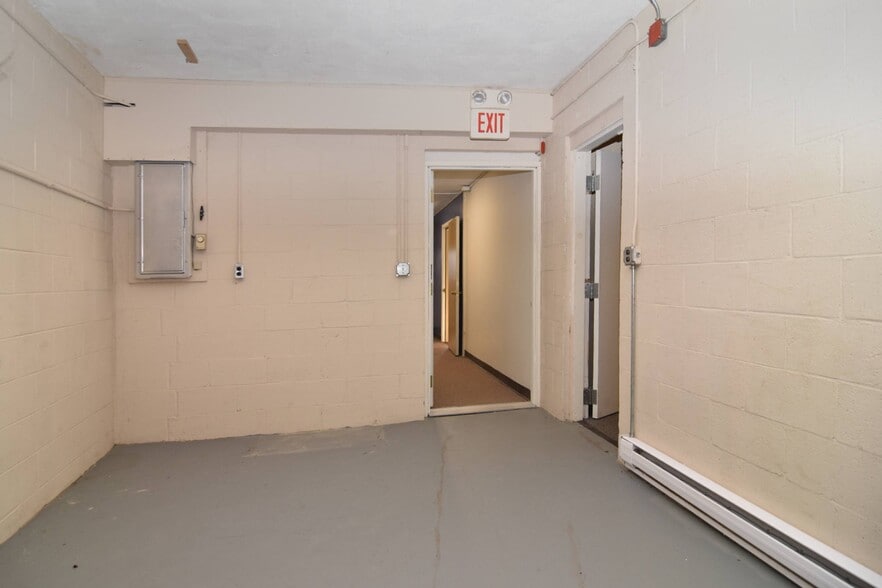 More Photos Of 862 Charles St, Providence Medical For Sale