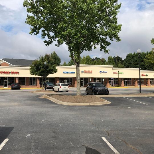 More Photos Of 1987 Hendersonville Rd, Asheville Unknown For Lease