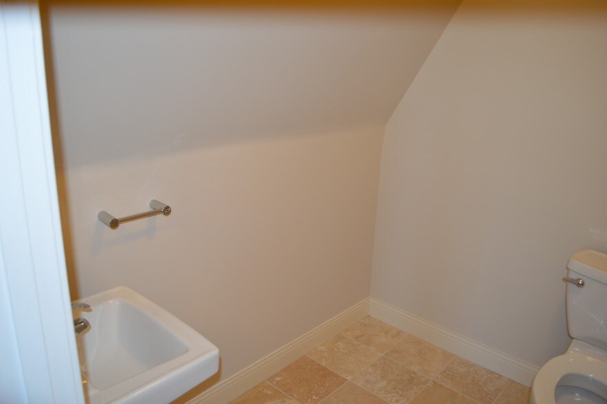 More Photos Of 29 Elm St, Morristown Medical For Sale