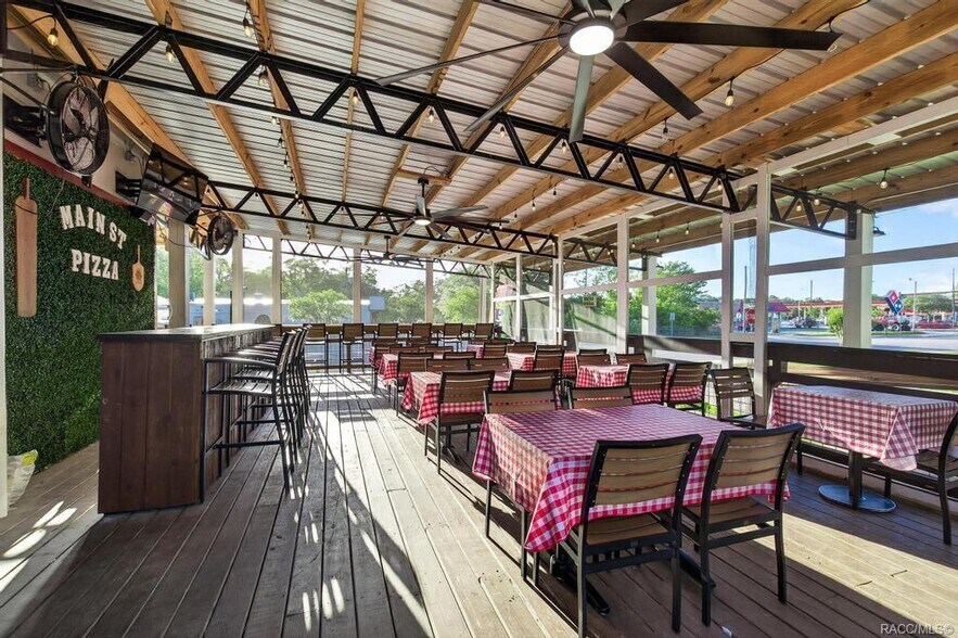 More Photos Of 125 N Main St, Hastings Restaurant For Sale