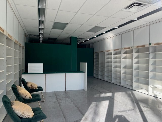 More Photos Of 600-658 Crandon Blvd, Key Biscayne General Retail For Sale