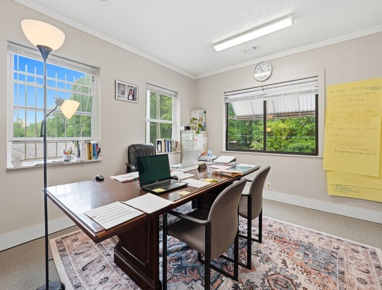 More Photos Of 751 Rice St NW, Atlanta Flex For Sale