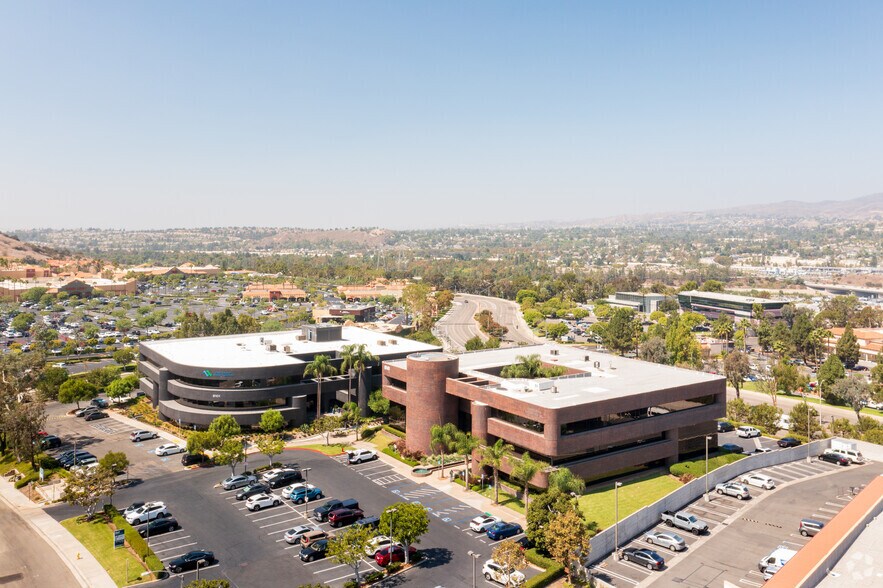 More Photos Of 8141 E Kaiser Blvd, Anaheim Office For Lease