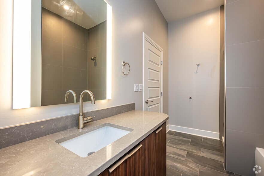 More Photos Of 609 Jackson Ave, New Orleans Multifamily For Sale