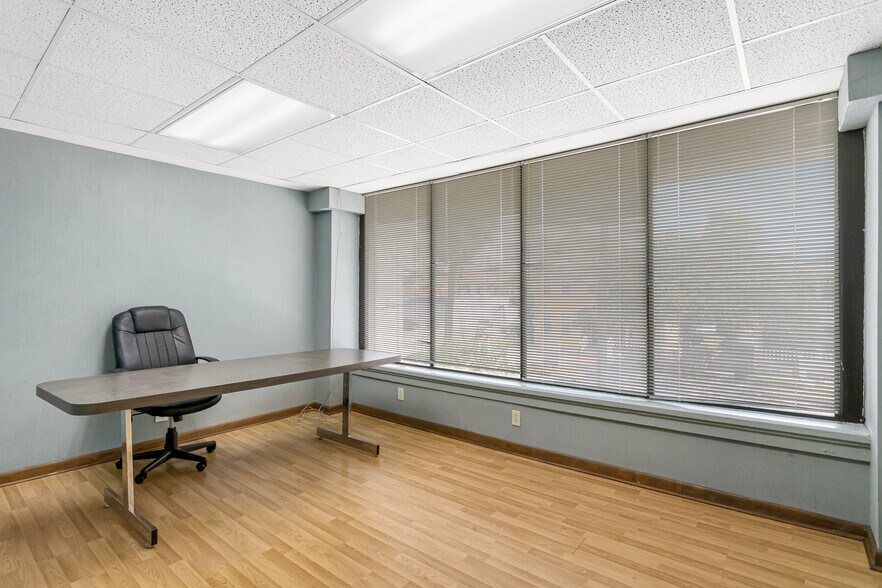 More Photos Of 307 S Boulevard, Tampa Office Residential For Lease