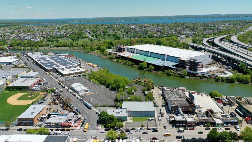 More Photos Of 1108 Zerega Ave, Bronx Service For Lease