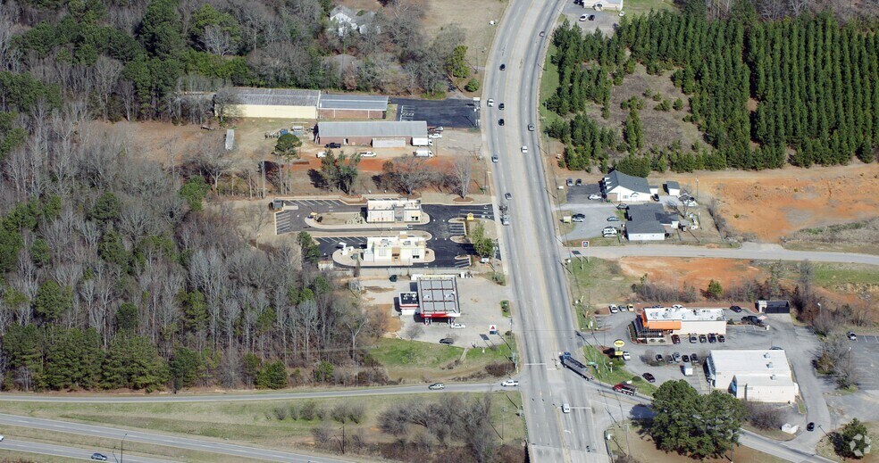 More Photos Of 1317 Charlotte Hwy, Lancaster Fast Food For Lease