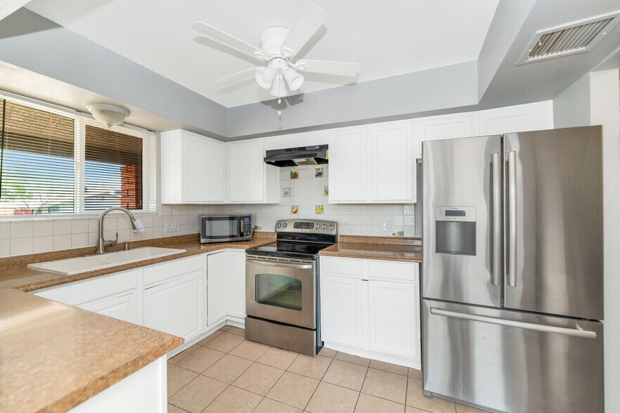 Primary Photo Of 316 E Vogel Ave, Phoenix Apartments For Sale