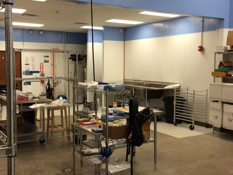 More Photos Of 5475 Peoria St, Denver Light Manufacturing For Sale