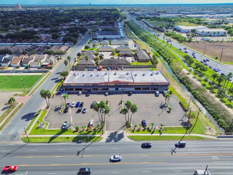 More Photos Of 1701 Dove Ave, McAllen Storefront For Lease