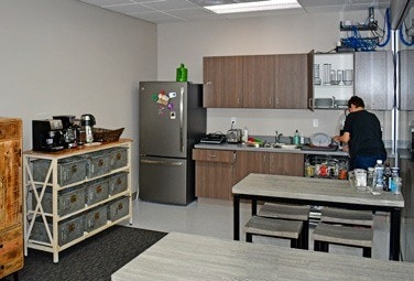 More Photos Of 4775 E Walnut St, Boulder Light Distribution For Lease