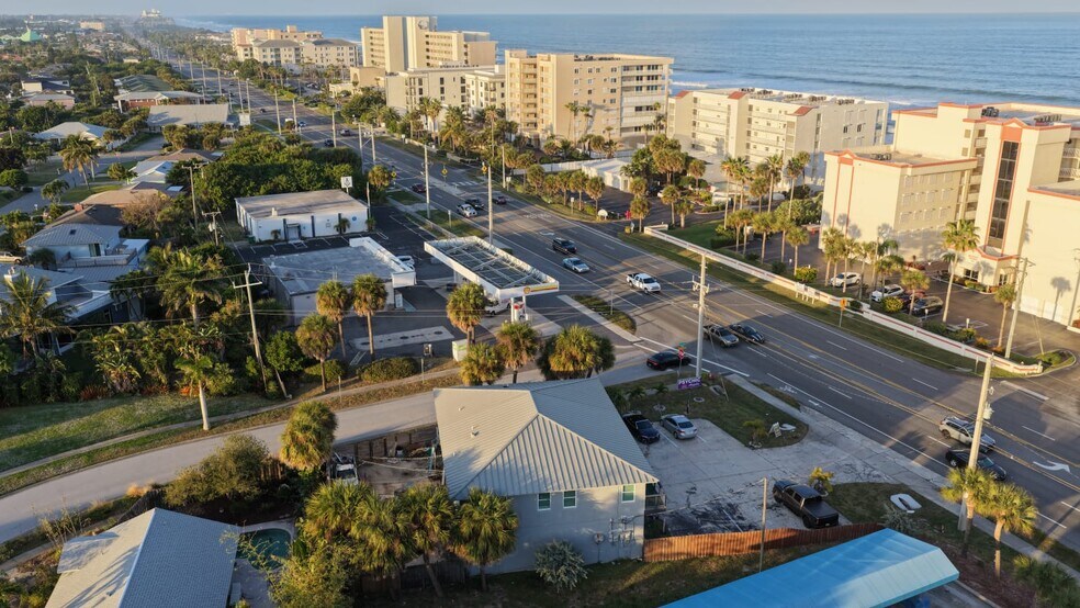 More Photos Of 1520 N Highway A1A, Indialantic General Retail For Sale