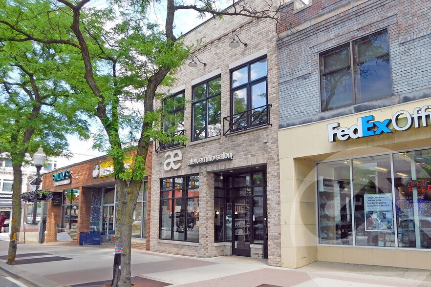 Primary Photo Of 309 S Main St, Royal Oak Office For Lease