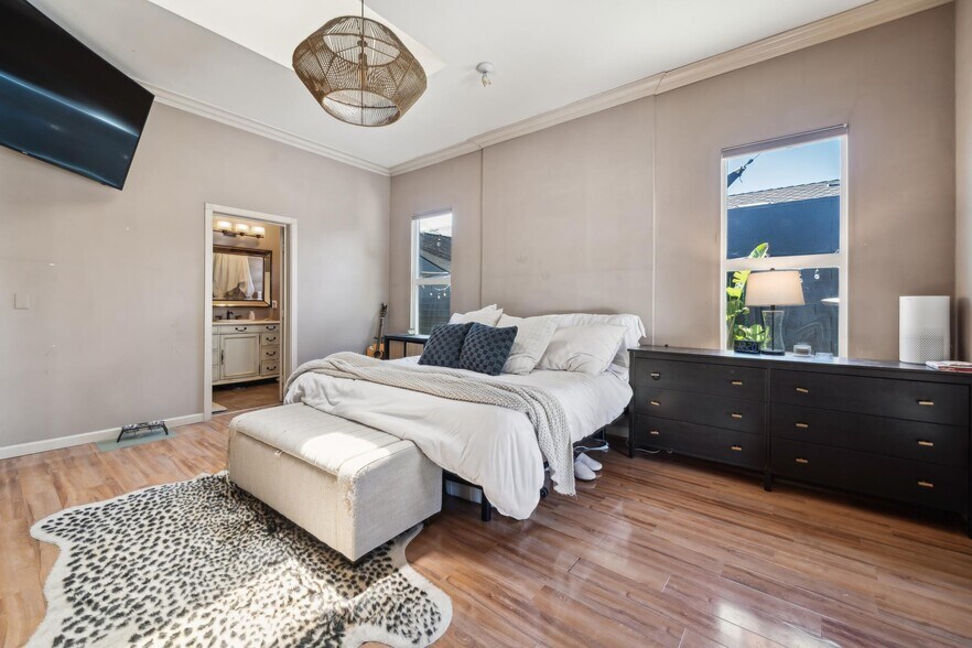 More Photos Of 4473 Railroad Ave, Pleasanton Storefront Retail Residential For Sale