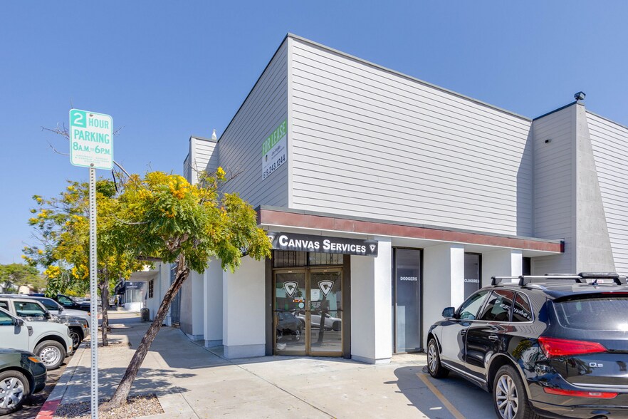More Photos Of 2810-2832 Canon St, San Diego General Retail For Lease