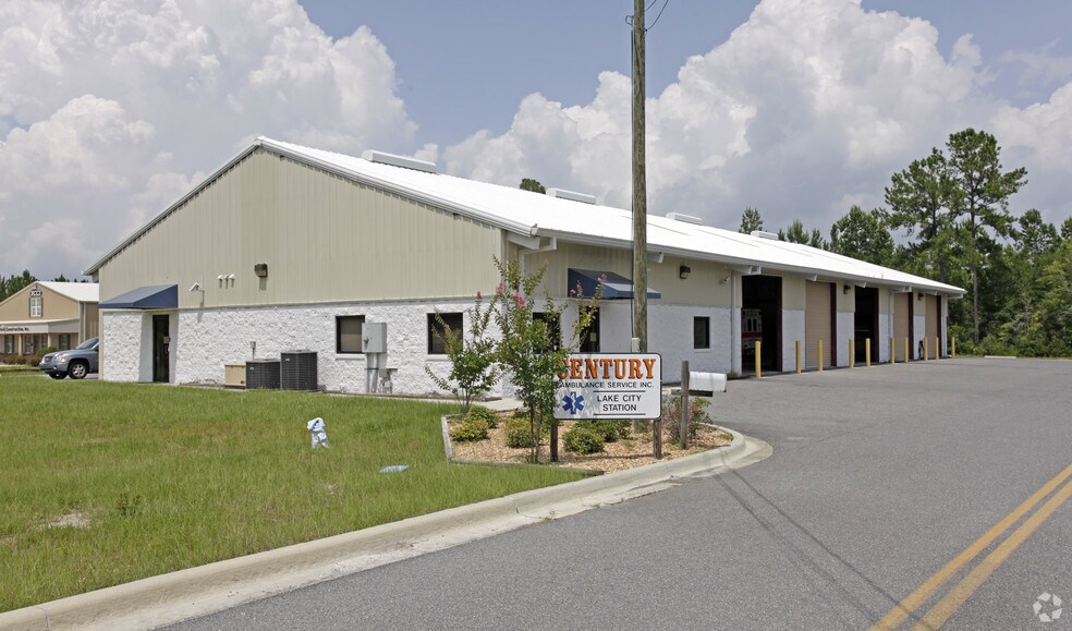 Primary Photo Of 1509 SW Century Gln, Lake City Warehouse For Lease