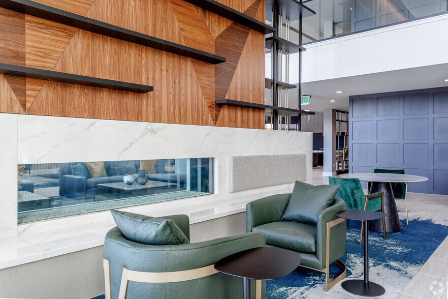 More Photos Of 10401 College Blvd, Overland Park Apartments For Lease