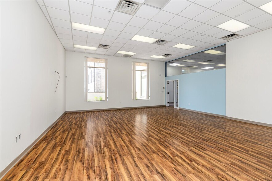 More Photos Of 308 Main St, Fort Lee Office For Lease