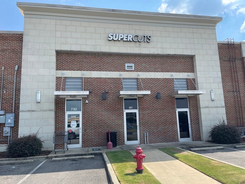 More Photos Of 720 15th St E, Tuscaloosa Storefront Retail Office For Lease