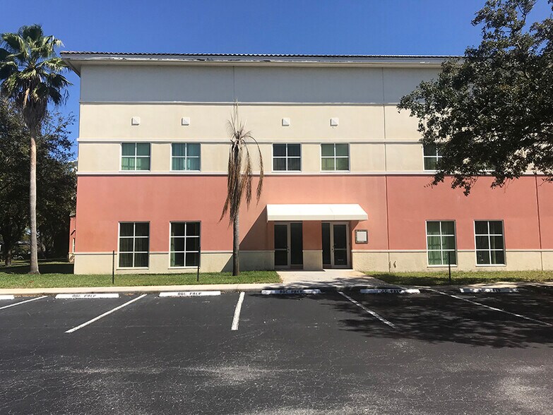 More Photos Of 791 Park of Commerce Blvd, Boca Raton Office For Lease