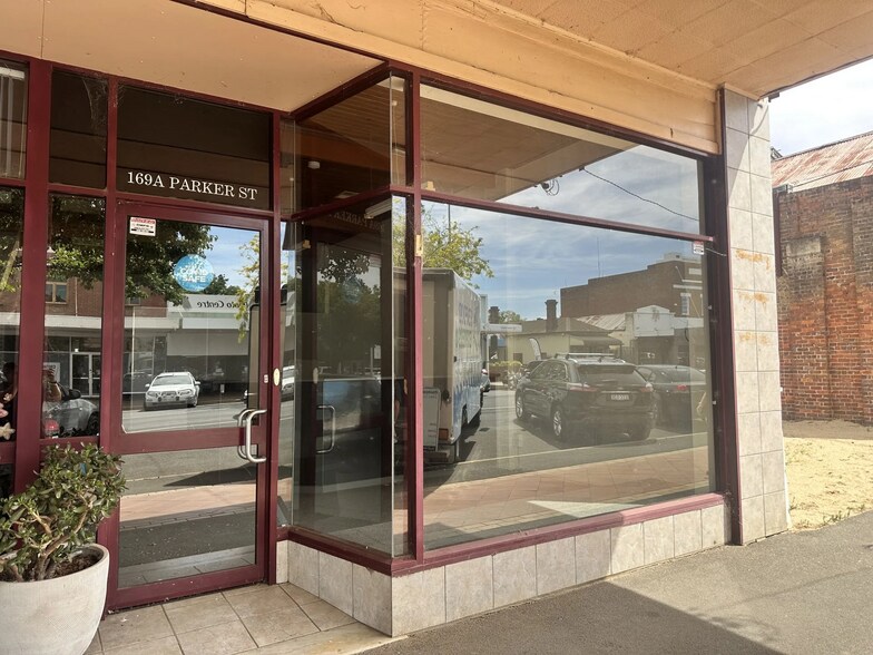 Primary Photo Of 169 Parker St, Cootamundra Office For Lease