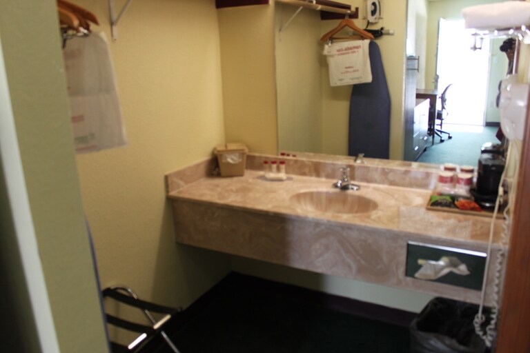 More Photos Of 4109 Padre Blvd, South Padre Island Hotel For Sale