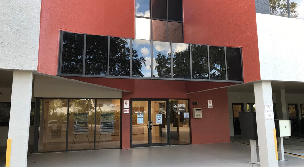 More Photos Of 3745 Broadway, Fort Myers Medical For Sale