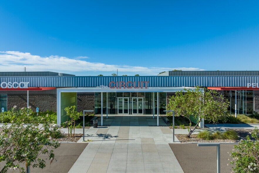 More Photos Of 615 S River Dr, Tempe Office For Lease