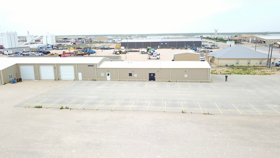 More Photos Of 10503 W County Rd 72, Midland Warehouse For Lease