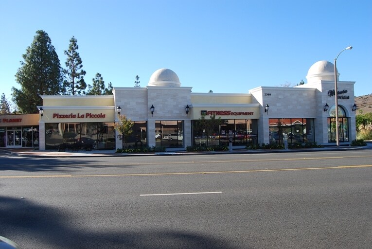 More Photos Of 2388-2400 Thousand Oaks Blvd, Thousand Oaks Freestanding For Lease