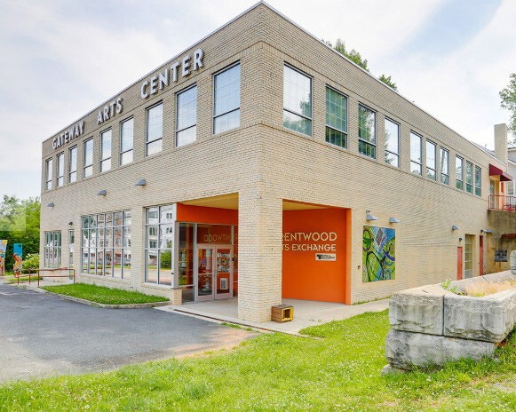 More Photos Of 3910-3912 Rhode Island Ave, Brentwood Freestanding For Lease