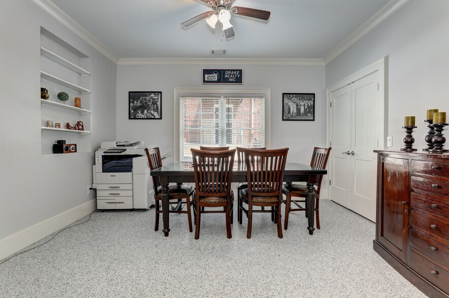 More Photos Of 2972 Lookout Pl NE, Atlanta Office Residential For Sale