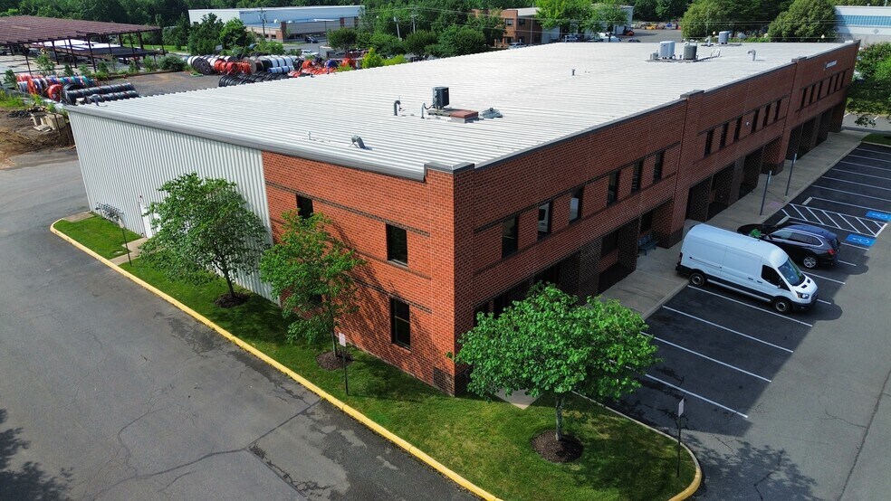 Primary Photo Of 8684-8704 Virginia Meadows Dr, Manassas Flex For Sale